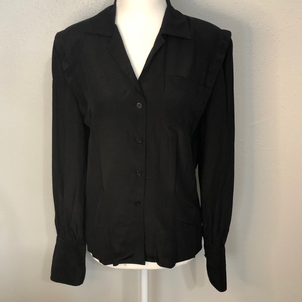 Vintage Lisa and Scott black silk blouse size 4 flattering